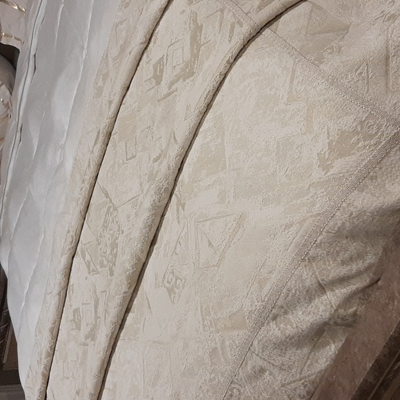 Hotel throw blanket - Picture 12 of 12